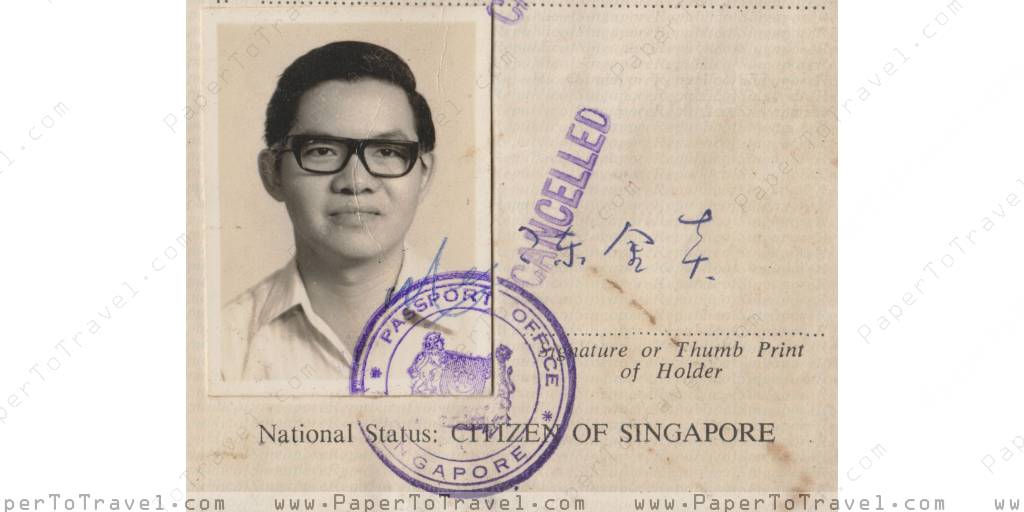 photograph-signature-singapore-restricted-passport-for-travel